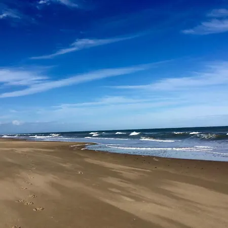 Le Havre Roney Point Holiday Homes *
